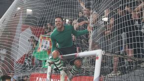 Erick festeja título do Sporting e lembra Cavinato: «Não confundas a treta da festa com a festa do tetra»