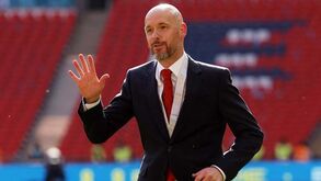 Man. United preferia Tuchel mas acabou em Ibiza a falar com Ten Hag: «Chegaram à conclusão que tinham o melhor»