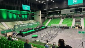 Sócios defendem voto não eletrónico no Sporting: «Regulamento prevê voto descentralizado e queremos isso»