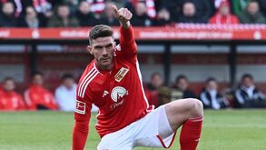 Gosens na mira do Benfica