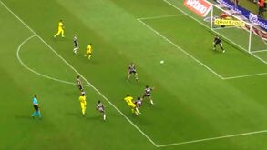 O grande golo de Estêvão no triunfo do Palmeiras: tem apenas 17 anos e faz isto