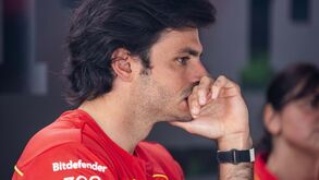 Carlos Sainz anuncia nova equipa em breve