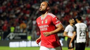 SAD do Benfica disposta a ouvir propostas: Arthur Cabral tem mercado na Arábia