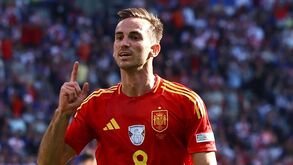 Se se chamasse Vitinha seria diferente: espanhóis reclamam mais reconhecimento para Fabián Ruiz