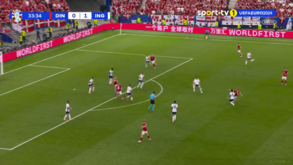 Encheu-se de fé e... cá vai disto: o grande golo de Hjulmand diante da Inglaterra