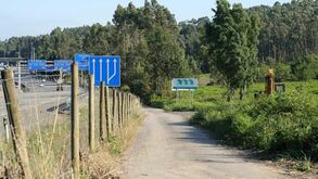 Academia do FC Porto na Maia caiu... e o outdoor que a anunciava já foi retirado