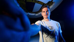 Tom van De Looi reforça meio-campo do Famalicão
