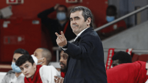 Norberto Alves renova com o Benfica