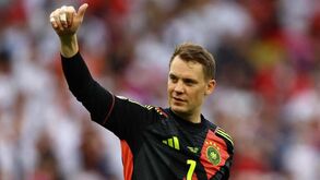 Neuer põe água na fervura: «O caminho até Berlim é longo»
