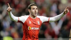 Notícia Record: Sp. Braga e Girona colocam Gabriel Martínez no negócio Abel Ruiz