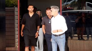 Pavlidis à espera da camisola 9