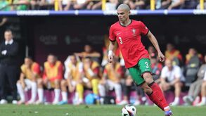 «Veio o Ezequias e o Pepe... de canadianas»: como tudo começou para o central da Seleção