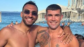 Testes médicos no Benfica e... viagem para a Grécia: Pavlidis à espera de carta branca para rumar à Luz