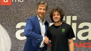 Marco Bezzecchi confirmado na Aprilia
