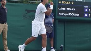 Henrique Rocha vence duelo luso em Wimbledon frente a Jaime Faria