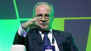 Luís Campos pode tornar-se presidente do Monaco caso sauditas comprem clube