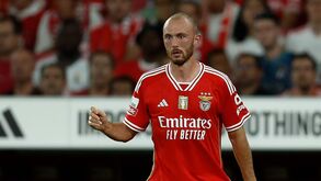 Aursnes renova com o Benfica até 2029