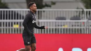 Geny Catamo fica para depois: resgate do passe do ala adiado