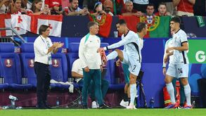 Cristiano Ronaldo foi substituído e não escondeu o desagrado 