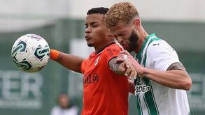 Opção de Kaio César mantém-se nos 1,8 milhões e jogador chega a Guimarães nos próximos dias 
