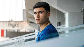 Oficial: Marcos Fernández assina até 2026