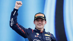 Verstappen confirma que fica na Red Bull: «Estou muito feliz onde estou»