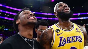 LA Lakers selecionam Bronny James no draft: LeBron vai cumprir sonho de jogar com o filho