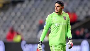 Lucas Paes reforça baliza do Torreense
