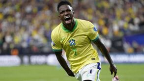 Brasil bate Paraguai e está praticamente nos 'quartos' da Copa América