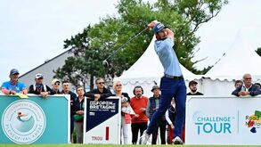 Tomás Melo Gouveia segue em 55.º em torneio francês do Challenge Tour de golfe