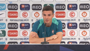 João Palhinha e a linha de três centrais da Seleção: «Foi assim que fizemos a qualificação que fizemos...»
