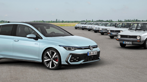 VW Golf: Cinquentão para as curvas