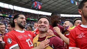 A crónica do Suíça-Itália, 2-0: squadra azzurra comprou um relógio estragado