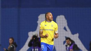 Estoril anuncia saída de Cassiano para o Avaí