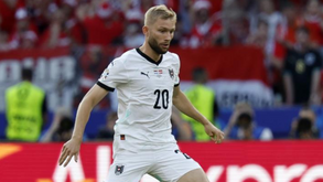Regresso a Leipzig inspira Konrad Laimer: «Foram muitos anos a jogar naquele estádio...»