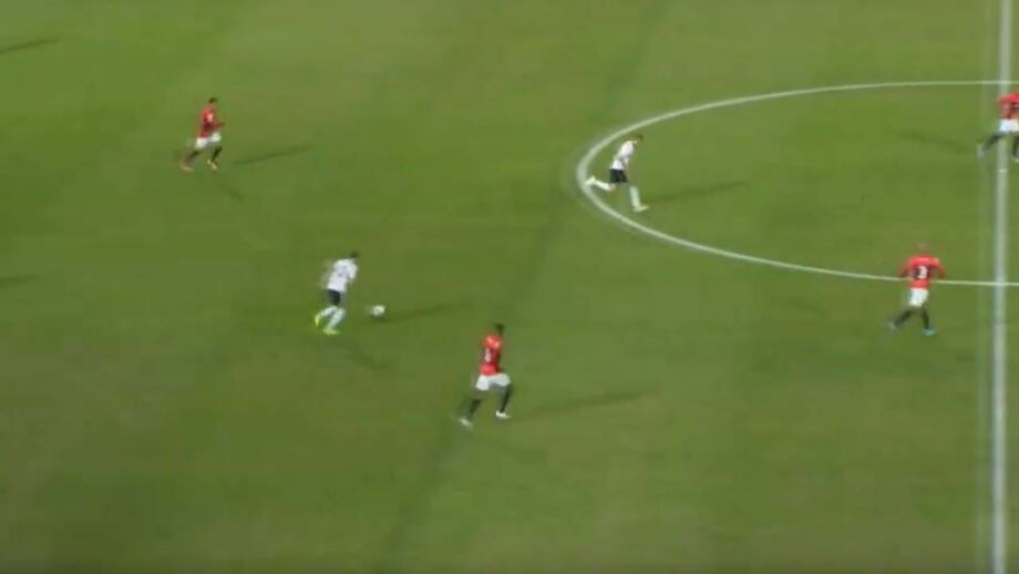Matheus Frizzo com 'pontaria' afinada no Coritiba-Ituano, da Série B