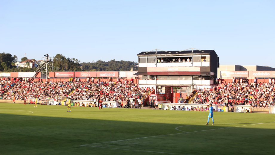 Estádio CD Aves
