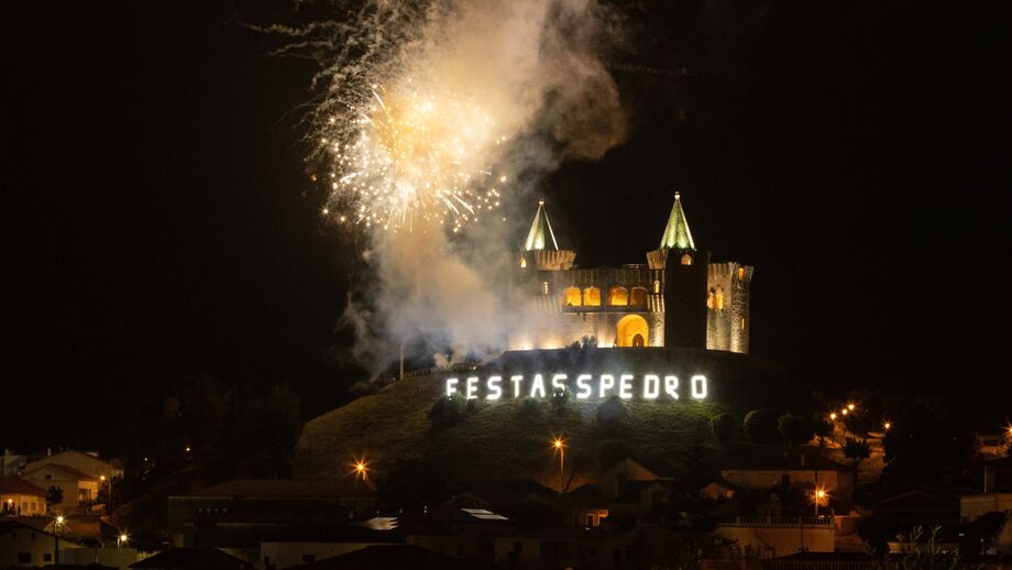 Porto de Mós ao rubro nas Festas São Pedro!