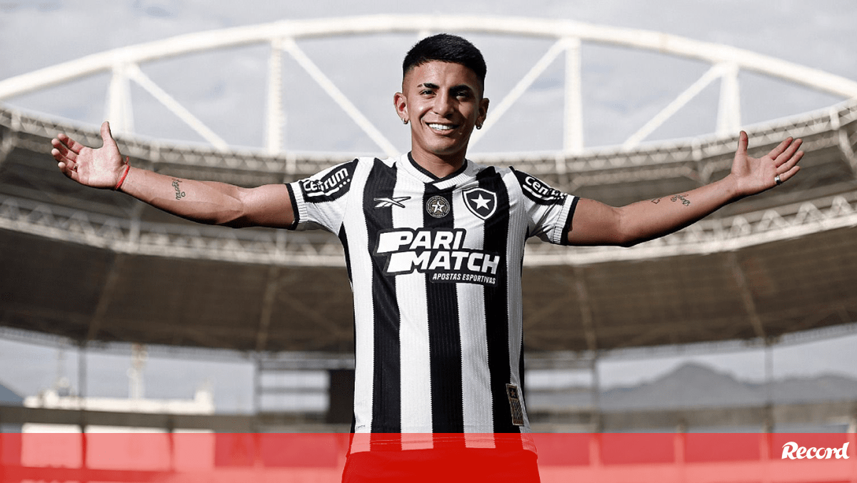 Botafogo oficializa Thiago Almada: «A maior contratação da história do futebol brasileiro»