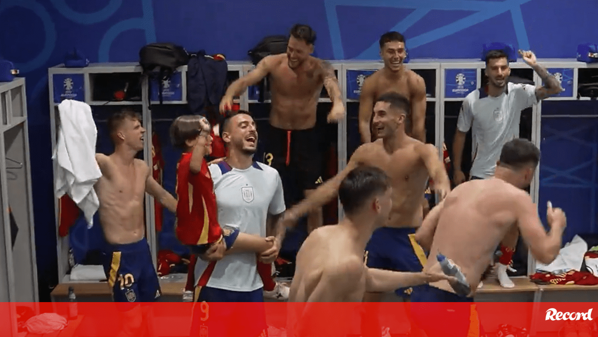 Loucura no balneário de Espanha depois de garantida a final do Euro'2024