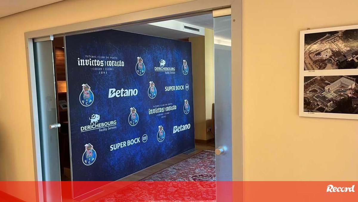 FC Porto personalizou ao detalhe o hotel e o campo de treinos na Áustria: veja as imagens