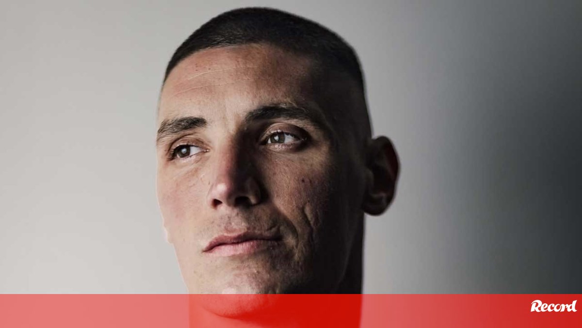 Nottingham Forest contrata Nikola Milenkovic