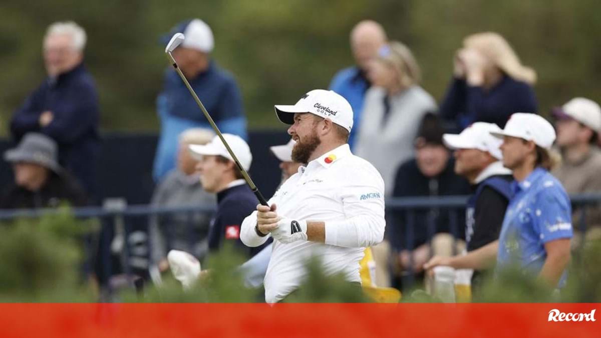 Shane Lowry sobe à liderança do 'major' British Open