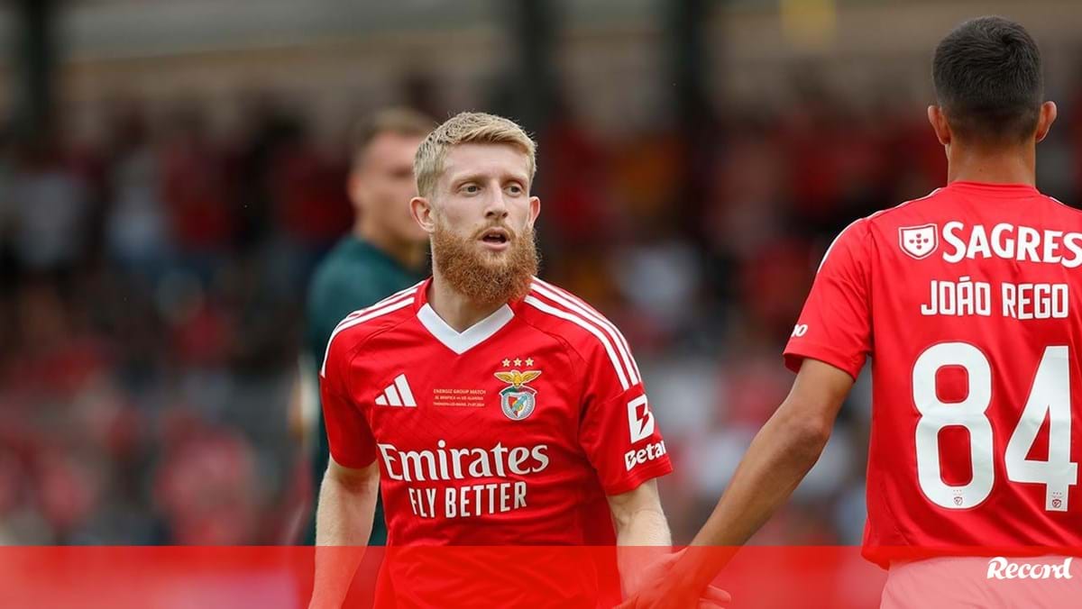 A análise à exibição dos reforços do Benfica frente ao Almería