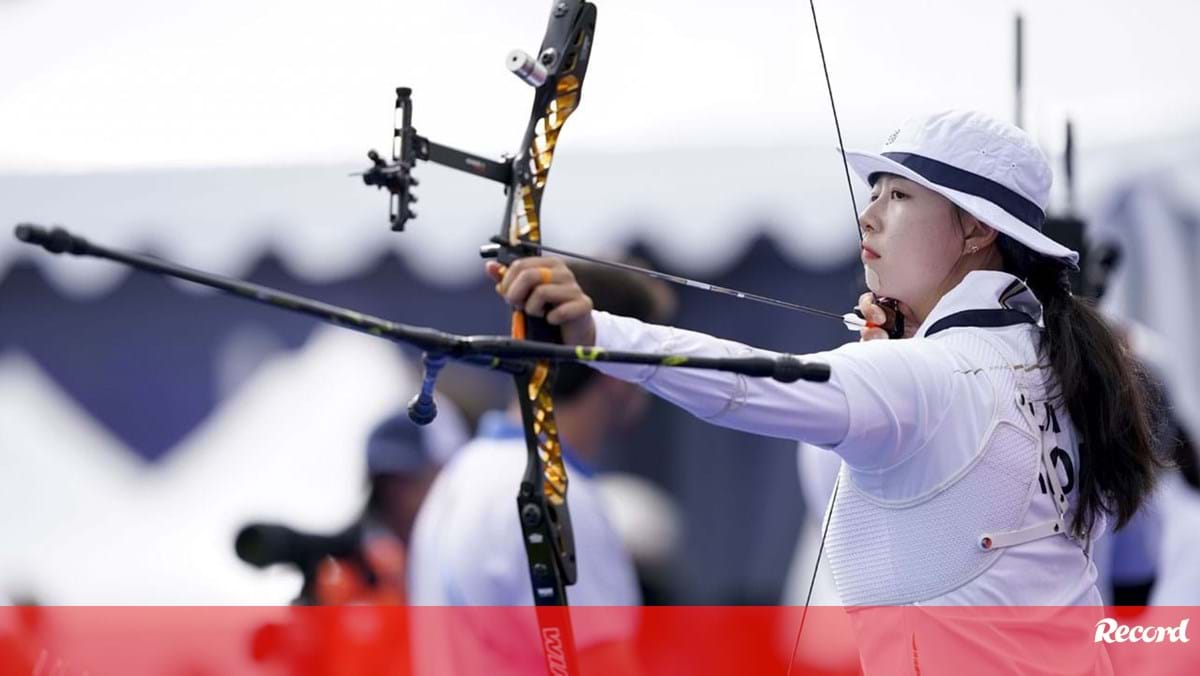 Sul-coreana Lim Sihyeon bate recorde mundial nos Jogos Olímpicos