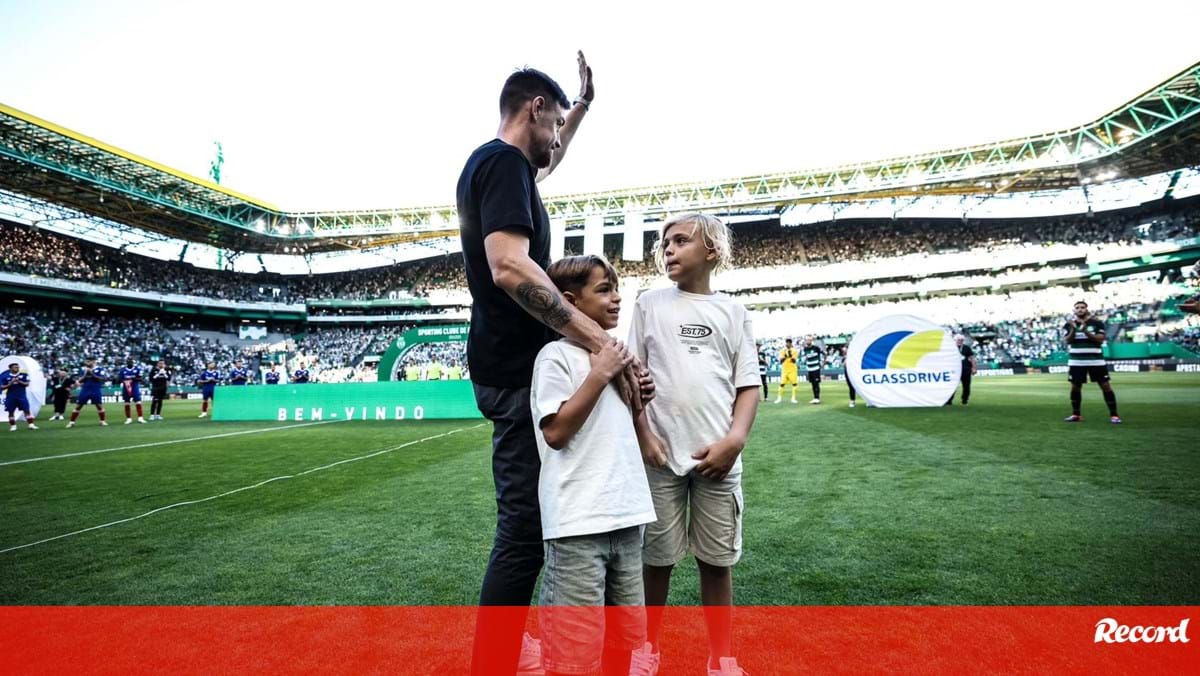 Coates lembra derradeira homenagem e aponta a maio: «Que sejamos novamente felizes»