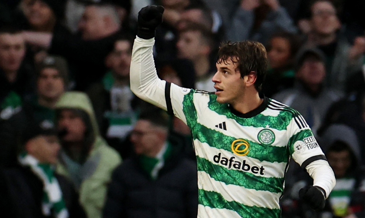  Médio festejou o título na Escócia