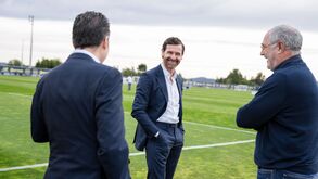 Estrutura do FC Porto em peso com Villas-Boas à cabeça no arranque da nova época do FC Porto