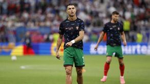 O onze de Portugal para o jogo com a Eslovénia