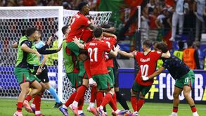Da festa dos jogadores portugueses às lágrimas de Diogo Costa: as imagens dos penáltis do Portugal-Eslovénia